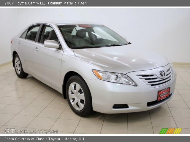 2007 Toyota Camry LE in Titanium Metallic