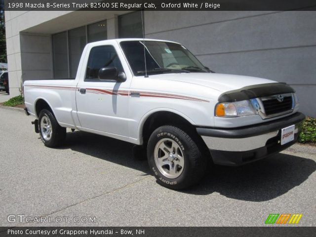 1998 Mazda B-Series Truck B2500 SE Regular Cab in Oxford White