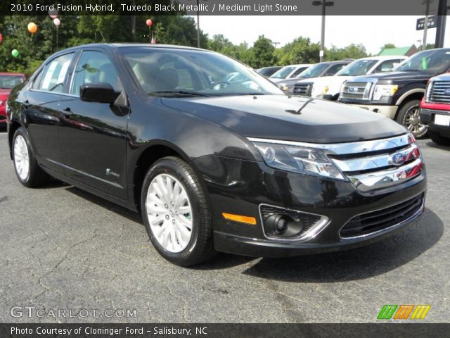 2010 Ford Fusion Hybrid in Tuxedo Black Metallic