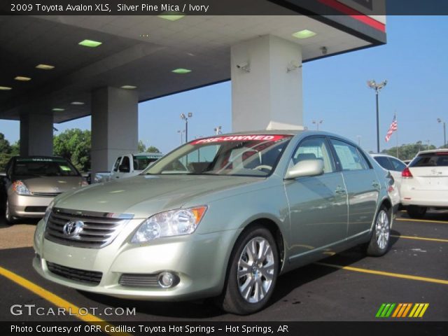 2009 Toyota Avalon XLS in Silver Pine Mica