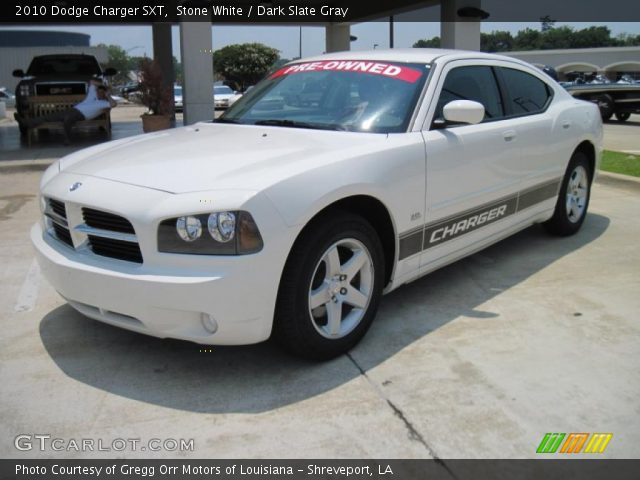 2010 Dodge Charger SXT in Stone White