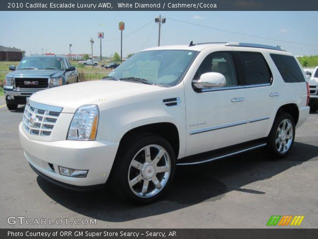 2010 Cadillac Escalade Luxury AWD in White Diamond