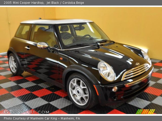2005 Mini Cooper Hardtop in Jet Black