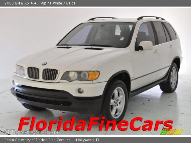 2003 BMW X5 4.4i in Alpine White