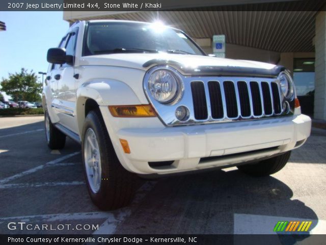 2007 Jeep Liberty Limited 4x4 in Stone White