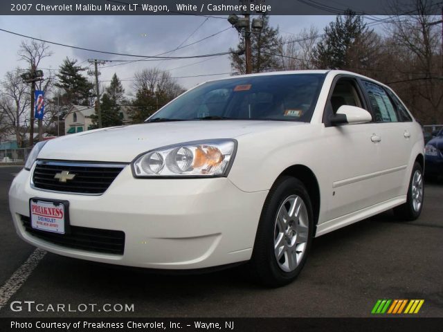 2007 Chevrolet Malibu Maxx LT Wagon in White