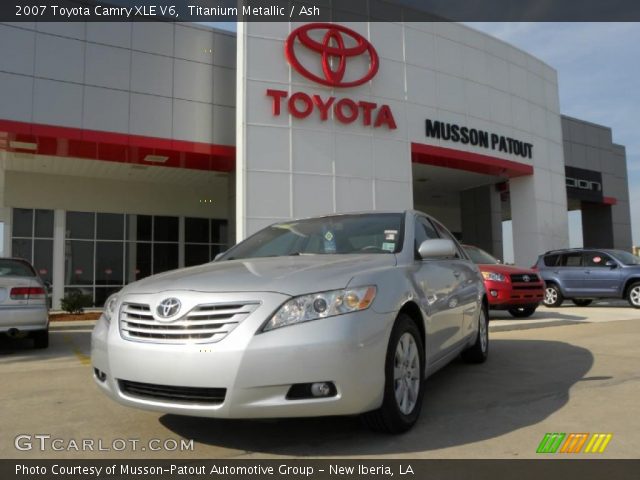 2007 Toyota Camry XLE V6 in Titanium Metallic