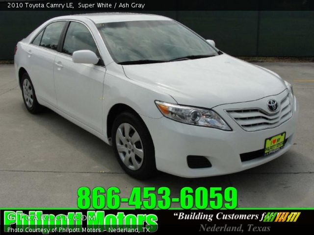 2010 Toyota Camry LE in Super White