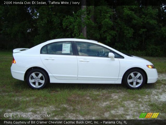 2006 Honda Civic EX Sedan in Taffeta White