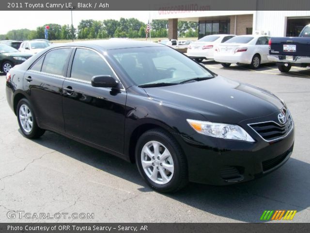 2011 Toyota Camry LE in Black