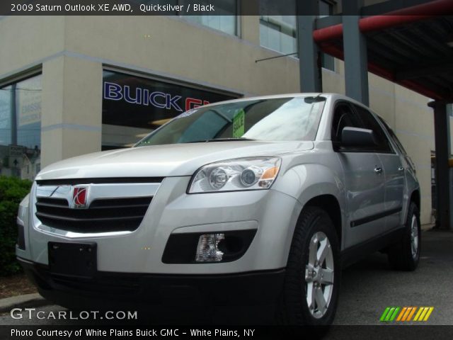2009 Saturn Outlook XE AWD in Quicksilver