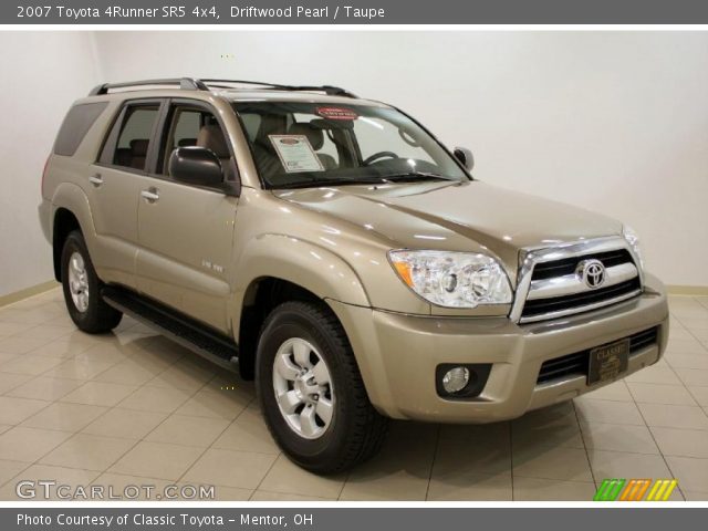 2007 Toyota 4Runner SR5 4x4 in Driftwood Pearl
