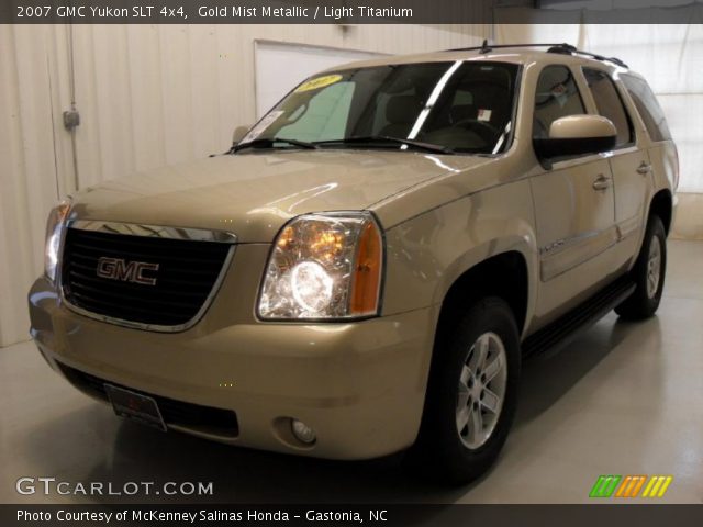 2007 GMC Yukon SLT 4x4 in Gold Mist Metallic