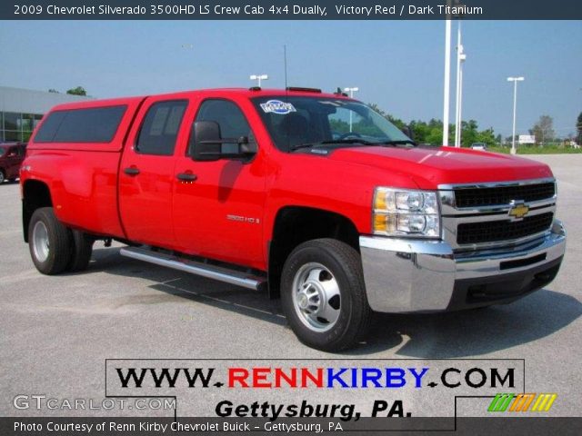 2009 Chevrolet Silverado 3500HD LS Crew Cab 4x4 Dually in Victory Red