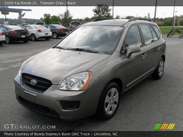 2009 Kia Rondo LX in Titanium Gray