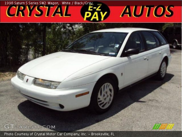 1998 Saturn S Series SW2 Wagon in White