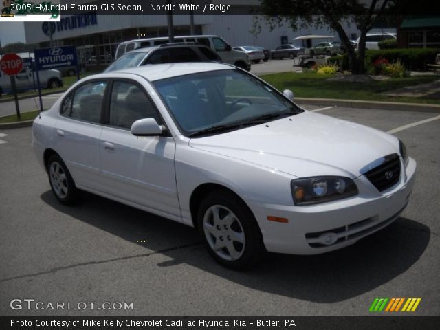 2005 Hyundai Elantra GLS Sedan in Nordic White