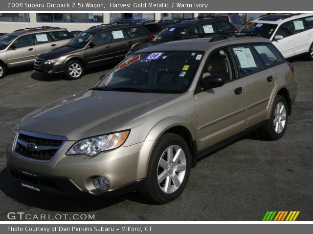 2008 Subaru Outback 2.5i Wagon in Harvest Gold Metallic