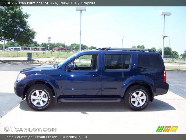 2009 Nissan Pathfinder SE 4x4 in Navy Blue