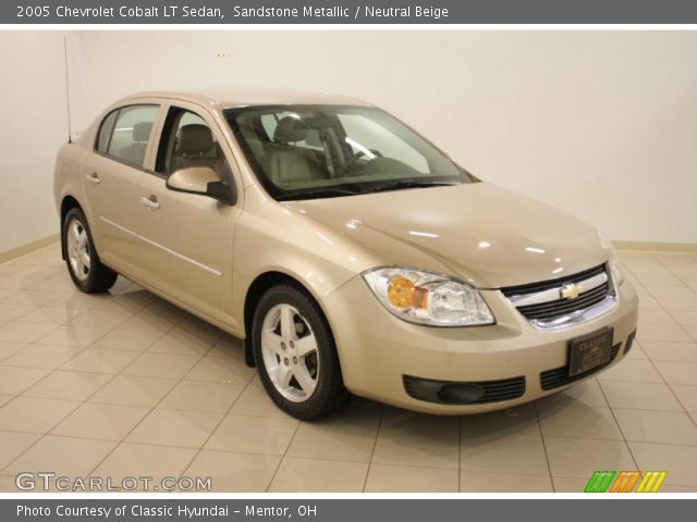 2005 Chevrolet Cobalt LT Sedan in Sandstone Metallic