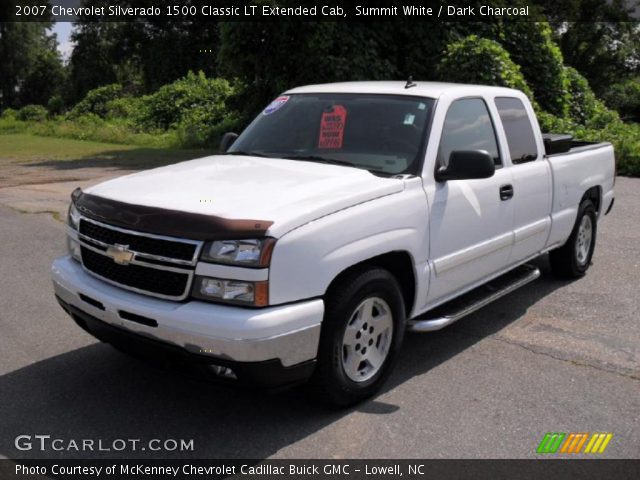 2007 Chevrolet Silverado 1500 Classic LT Extended Cab in Summit White