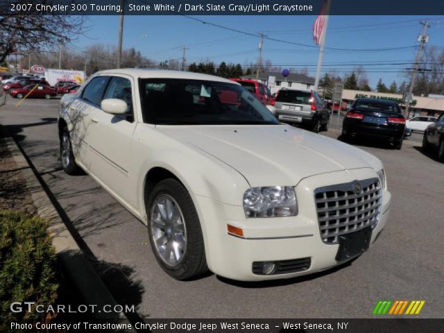 2007 Chrysler 300 Touring in Stone White