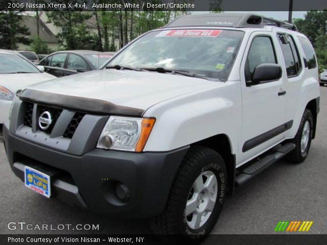 2006 Nissan Xterra X 4x4 in Avalanche White