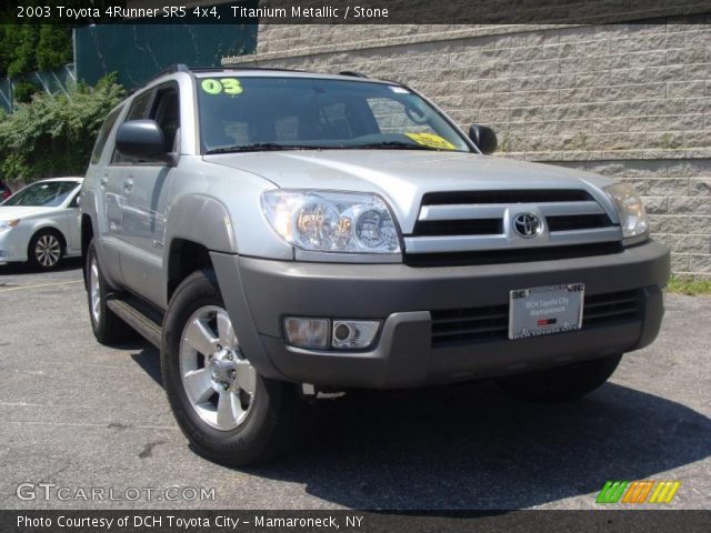 2003 Toyota 4Runner SR5 4x4 in Titanium Metallic