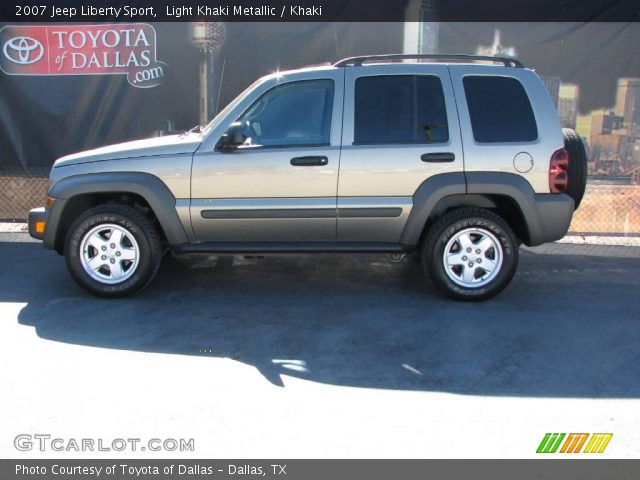 2007 Jeep Liberty Sport in Light Khaki Metallic
