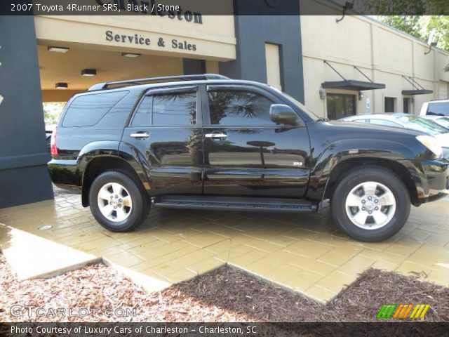 2007 Toyota 4Runner SR5 in Black