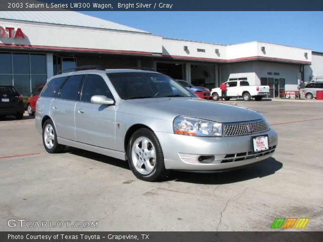 2003 Saturn L Series LW300 Wagon in Bright Silver