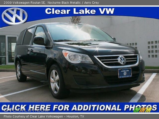 2009 Volkswagen Routan SE in Nocturne Black Metallic