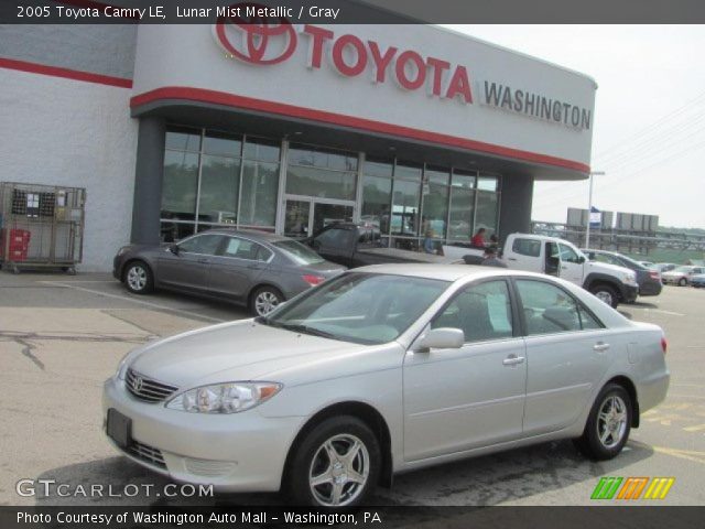 2005 Toyota Camry LE in Lunar Mist Metallic