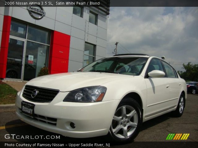 2006 Nissan Altima 3.5 SL in Satin White Pearl