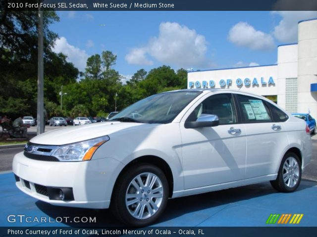 2010 Ford Focus SEL Sedan in White Suede