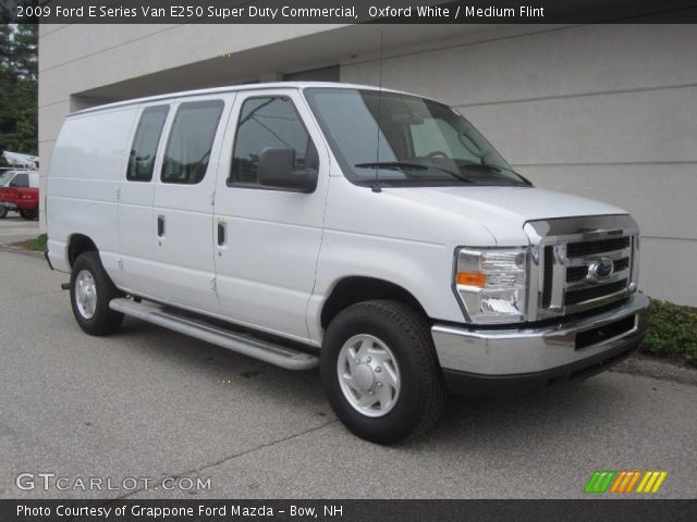 2009 Ford E Series Van E250 Super Duty Commercial in Oxford White