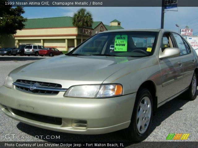1999 Nissan Altima GXE in Champagne Metallic