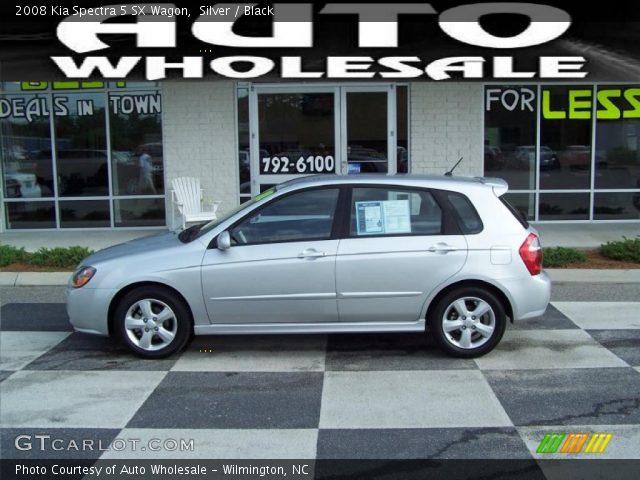 2008 Kia Spectra 5 SX Wagon in Silver