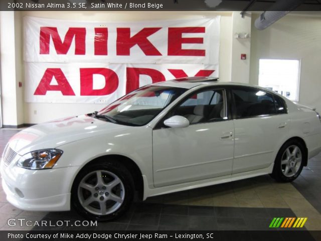2002 Nissan Altima 3.5 SE in Satin White