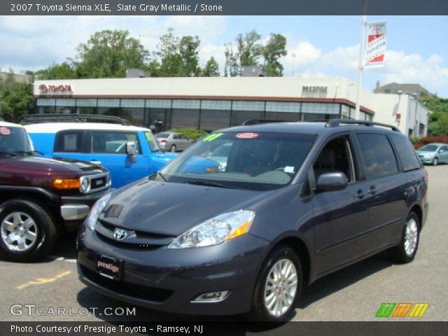 2007 Toyota Sienna XLE in Slate Gray Metallic