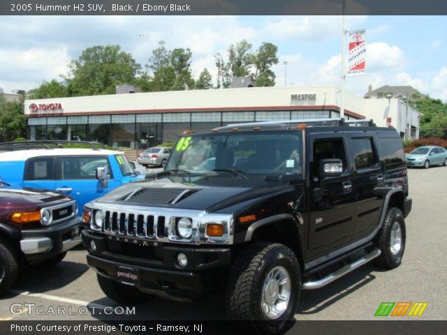 2005 Hummer H2 SUV in Black