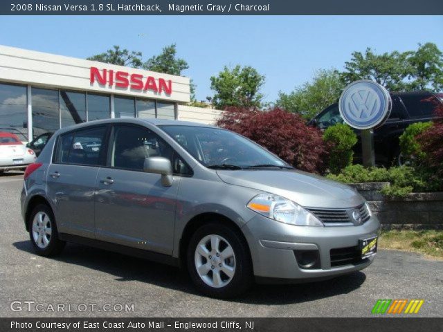 2008 Nissan Versa 1.8 SL Hatchback in Magnetic Gray