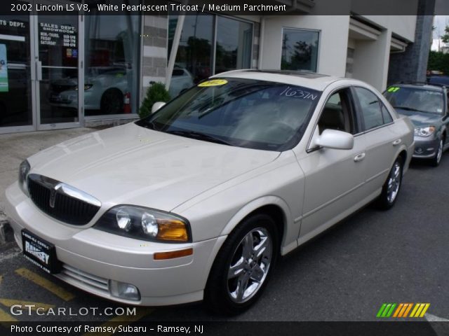 2002 Lincoln LS V8 in White Pearlescent Tricoat