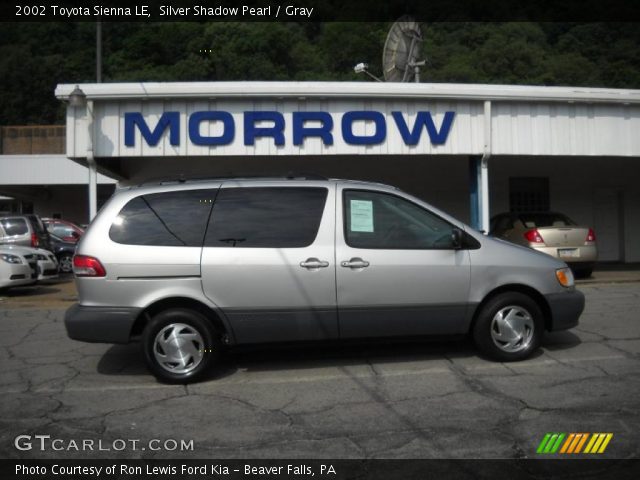 2002 Toyota Sienna LE in Silver Shadow Pearl