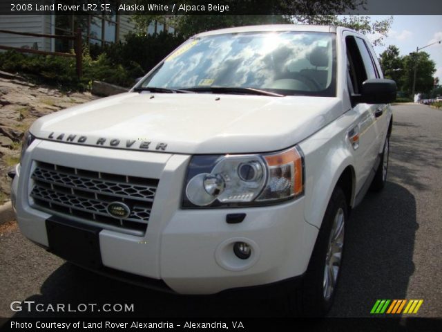 2008 Land Rover LR2 SE in Alaska White