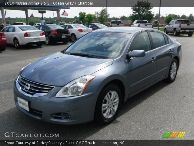 2010 Nissan Altima 2.5 S in Ocean Gray