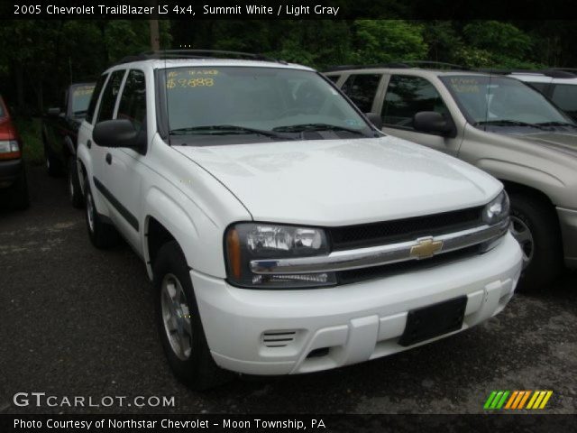 2005 Chevrolet TrailBlazer LS 4x4 in Summit White