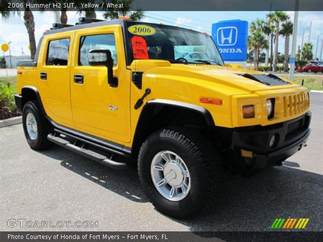 2006 Hummer H2 SUT in Yellow