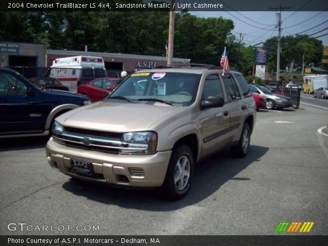 2004 Chevrolet TrailBlazer LS 4x4 in Sandstone Metallic