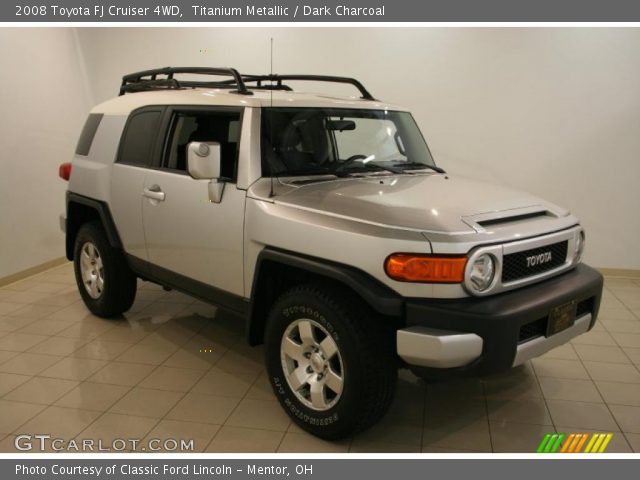 2008 Toyota FJ Cruiser 4WD in Titanium Metallic